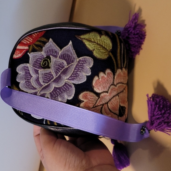 Handmade Mexican Multipurpose Pouch - Picture 9 of 9